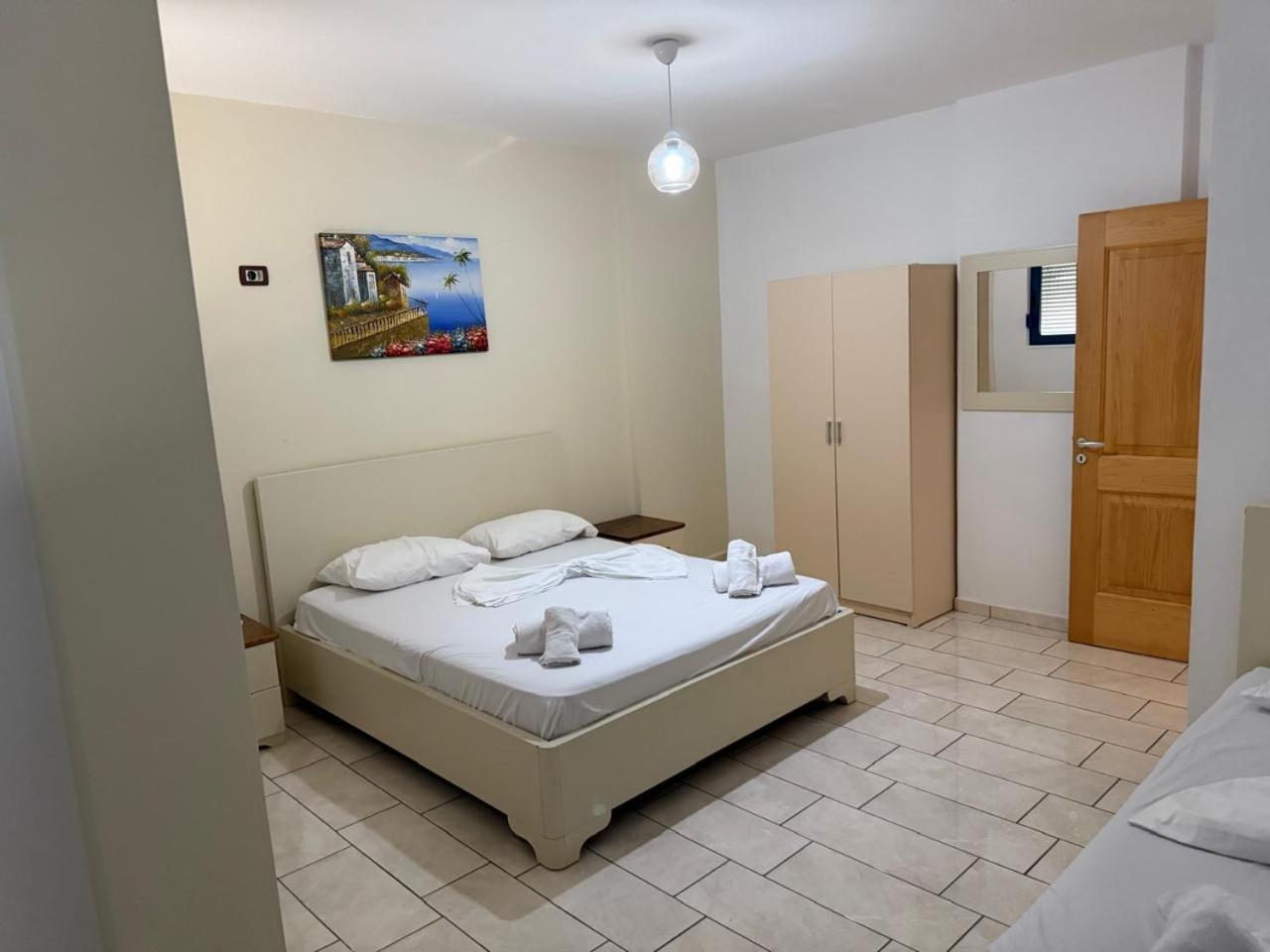 Ap 1 Apartamento *