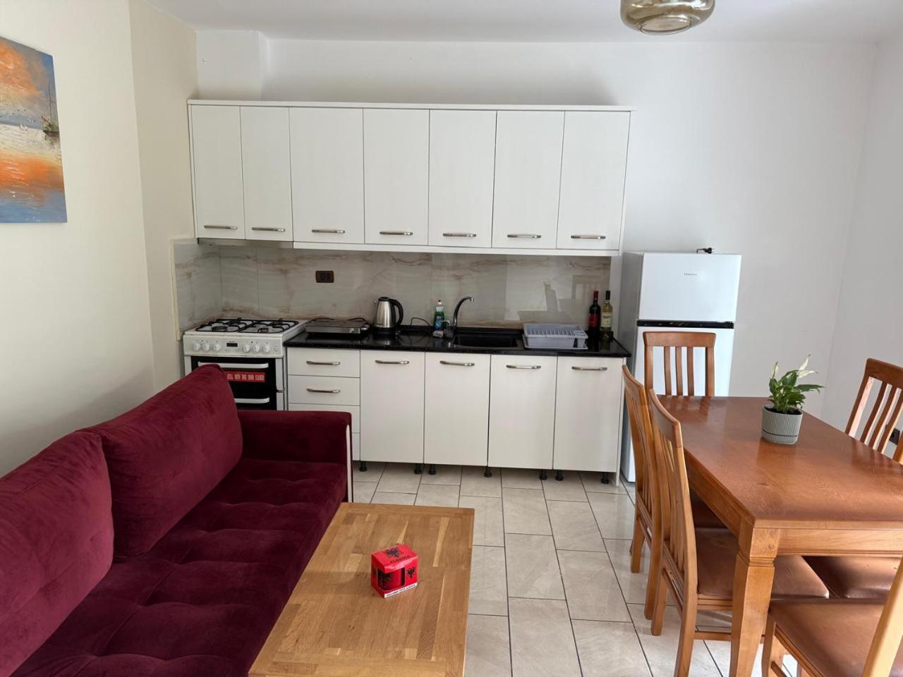 Ap 1 Apartamento *